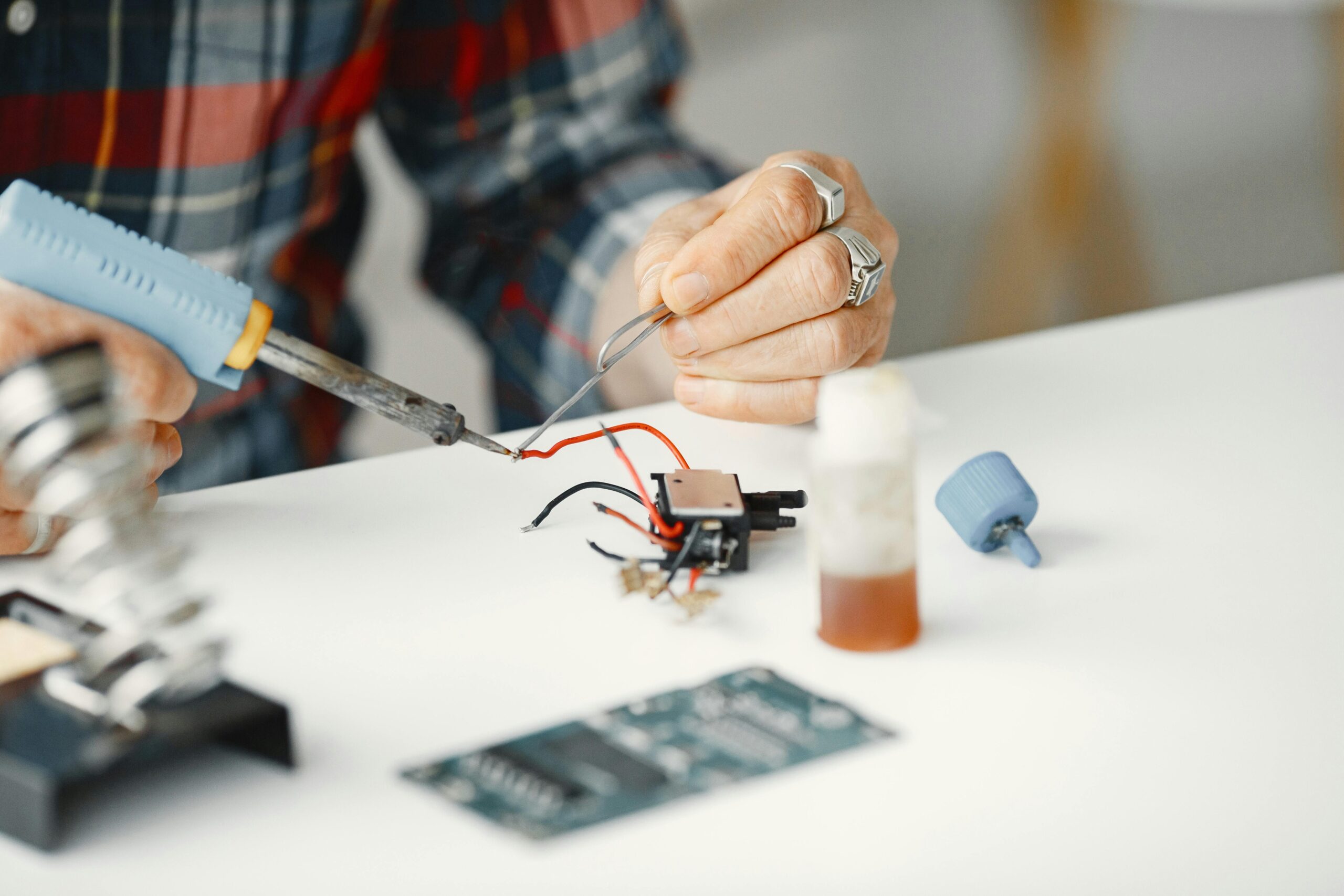 SP 3-872-009 Shut Down Harness: Features, Applications, and Where to Buy